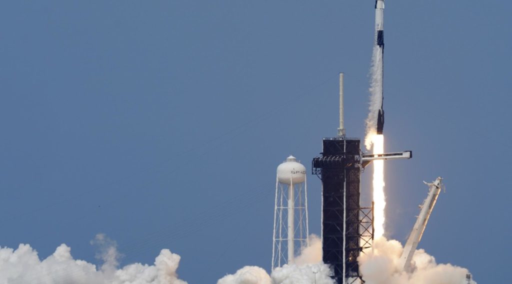 Despite SpaceX achievement, NASA will pay Russia $90 Million to take U.S. astronaut to the ISS